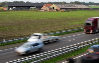 Experts: generieke korting op fosfaat- en dierrechten beste stikstofaanpak