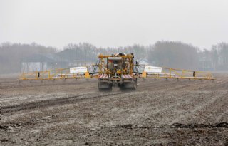 Regen bemoeilijkt naast bietenoogst afzet vloeibare Betacal