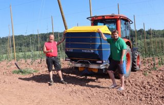 Smalle Bogballe-weegstrooier geschikt voor boom- en fruitteelt