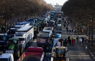 Duitse coalitie nodigt protestboeren uit voor overleg