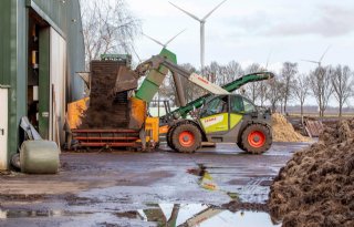 Valeriaan schoonspoelen voor aflevering naar Duitse drogerij