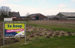 Meer dynamiek op grondmarkt door grondhonger en overheidsmaatregelen