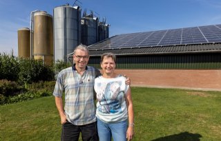 Familie Van der Haar toont nieuwe vleesvarkensstal tijdens open dag