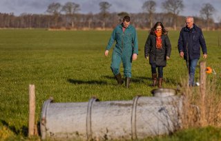 Friese melkveehouders Hof zijn leveranciers van schoon water